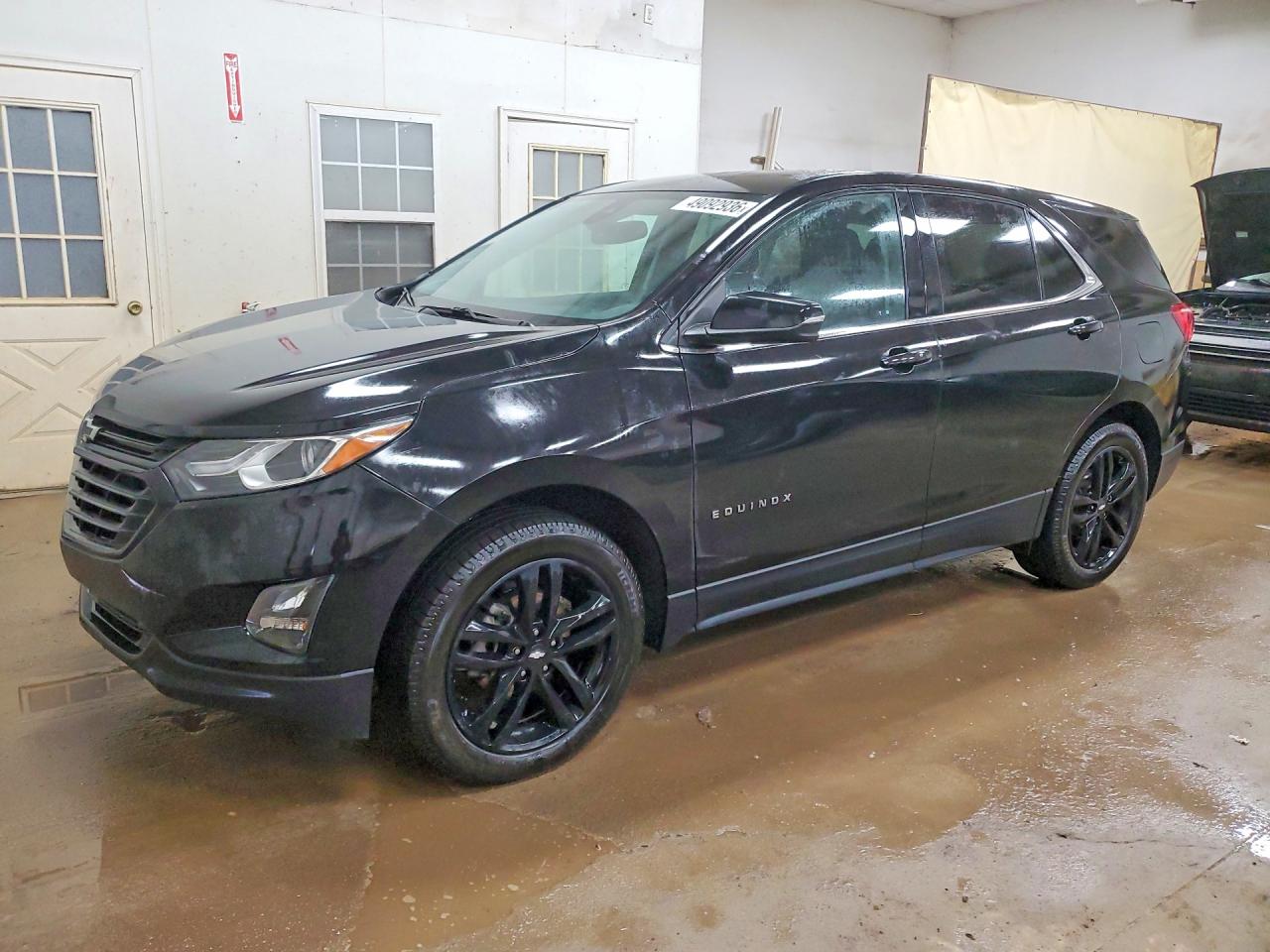 Salvage Chevrolet Equinox Image