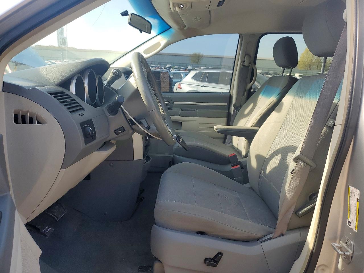 Dodge Caravan Sxt