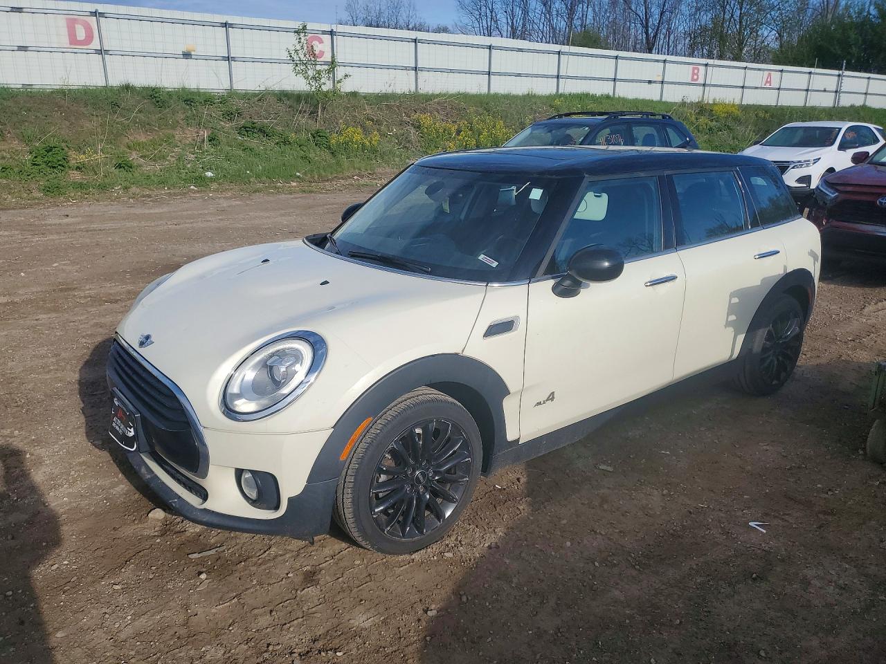 Salvage MINI Cooper Image