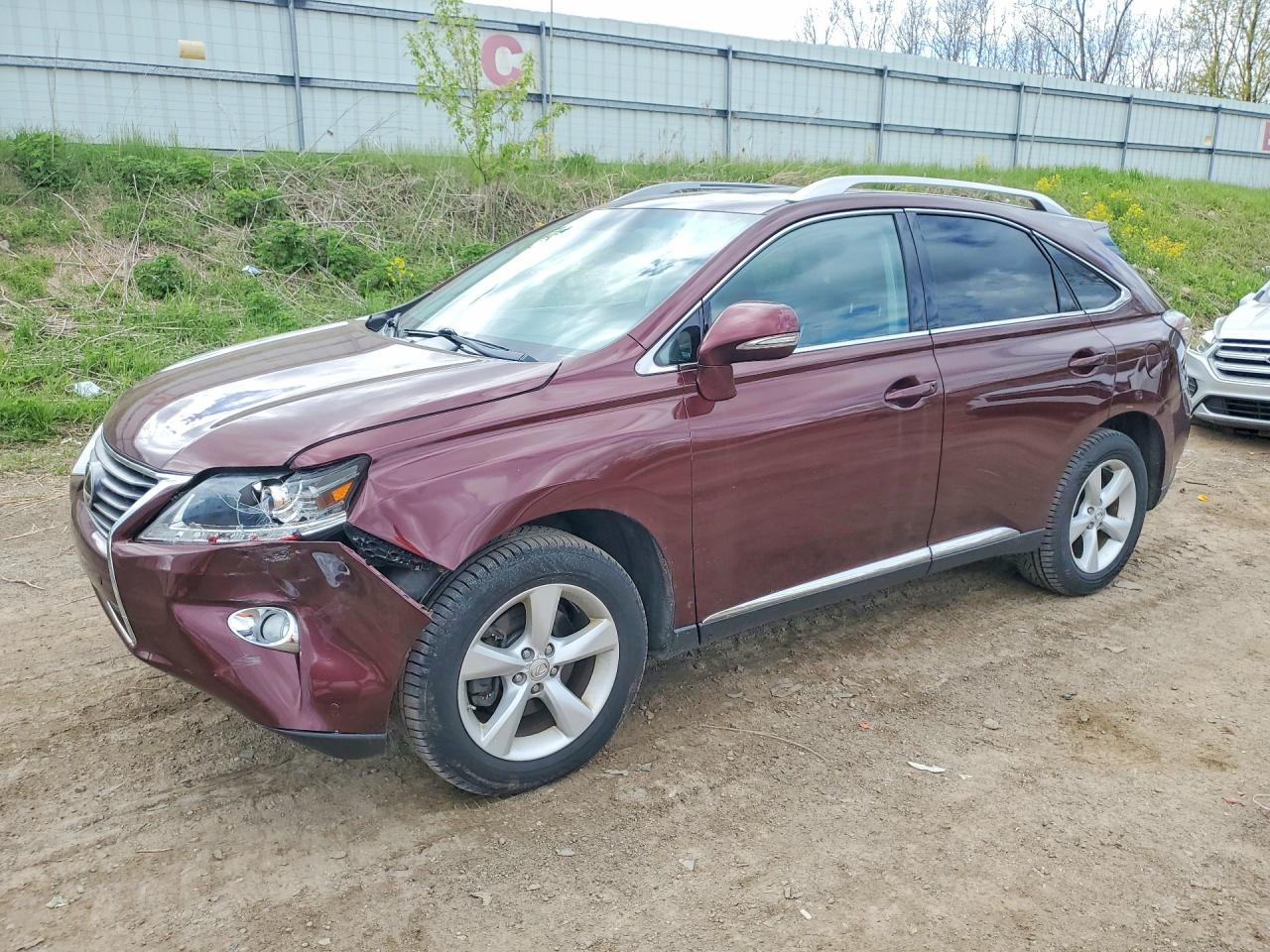 Salvage Lexus RX Image