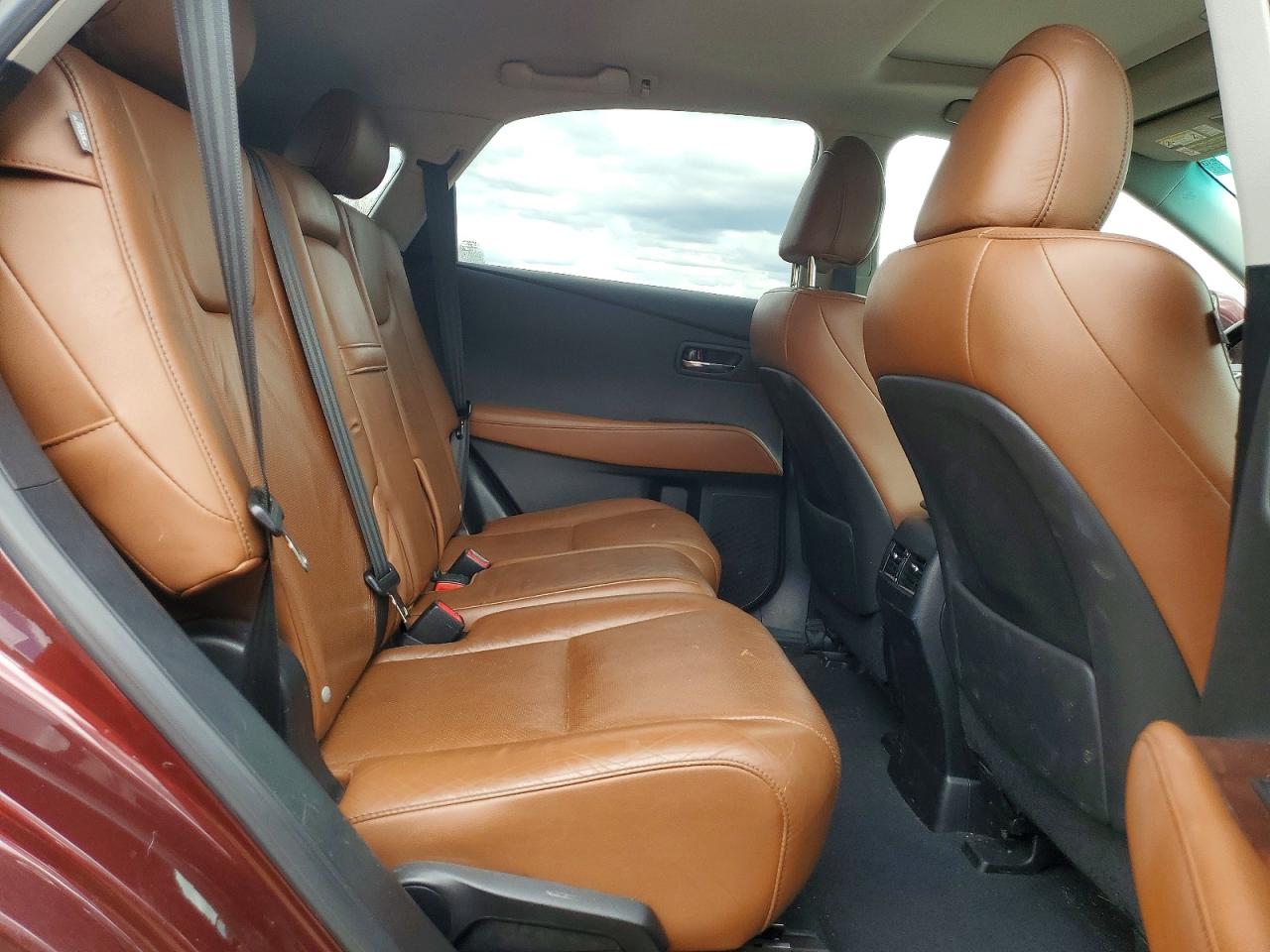 Lexus RX Base