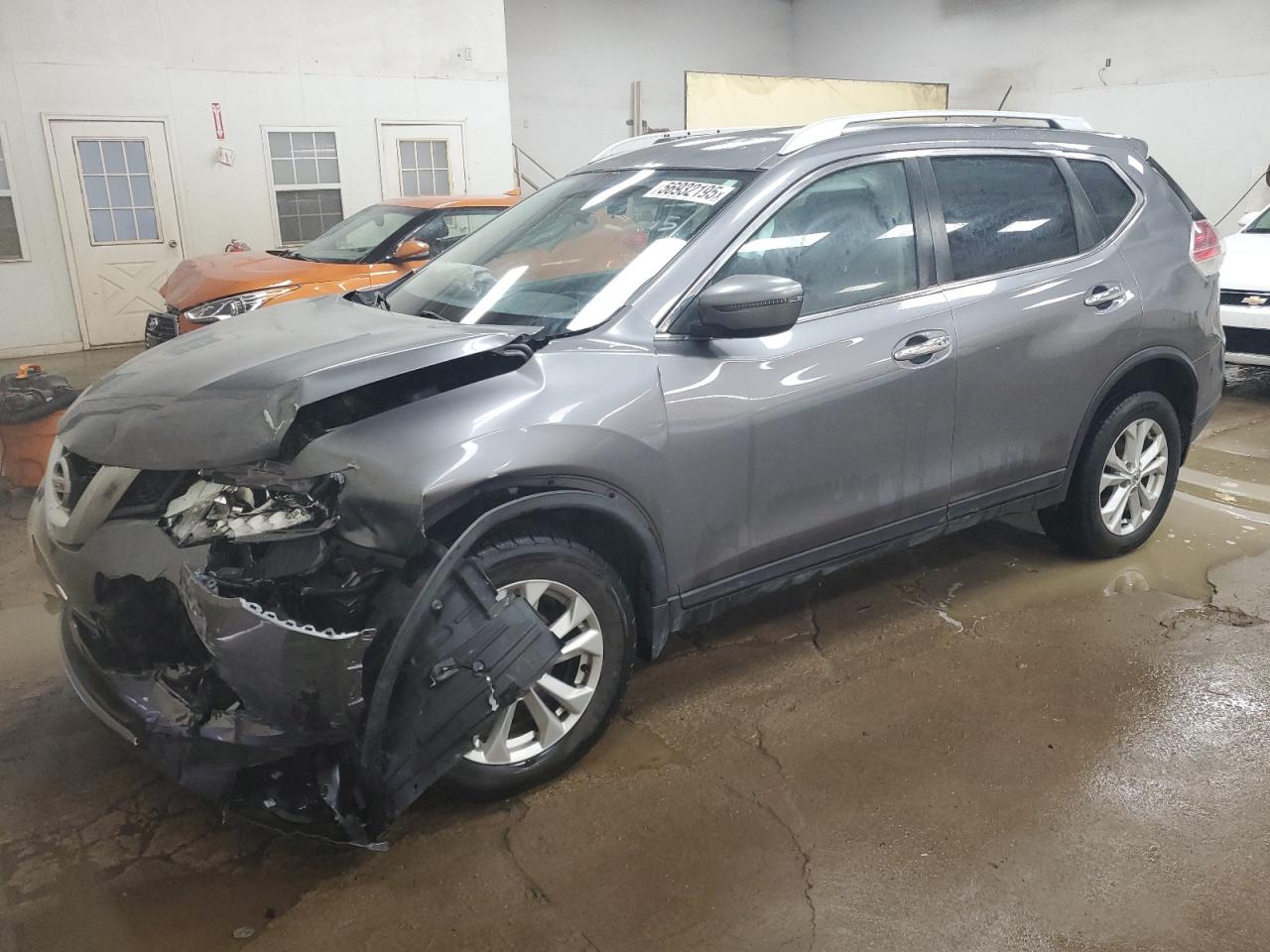 Salvage Nissan Rogue Image