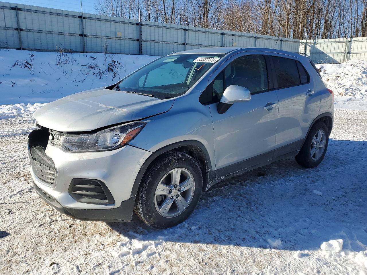 Salvage Chevrolet Trax Image