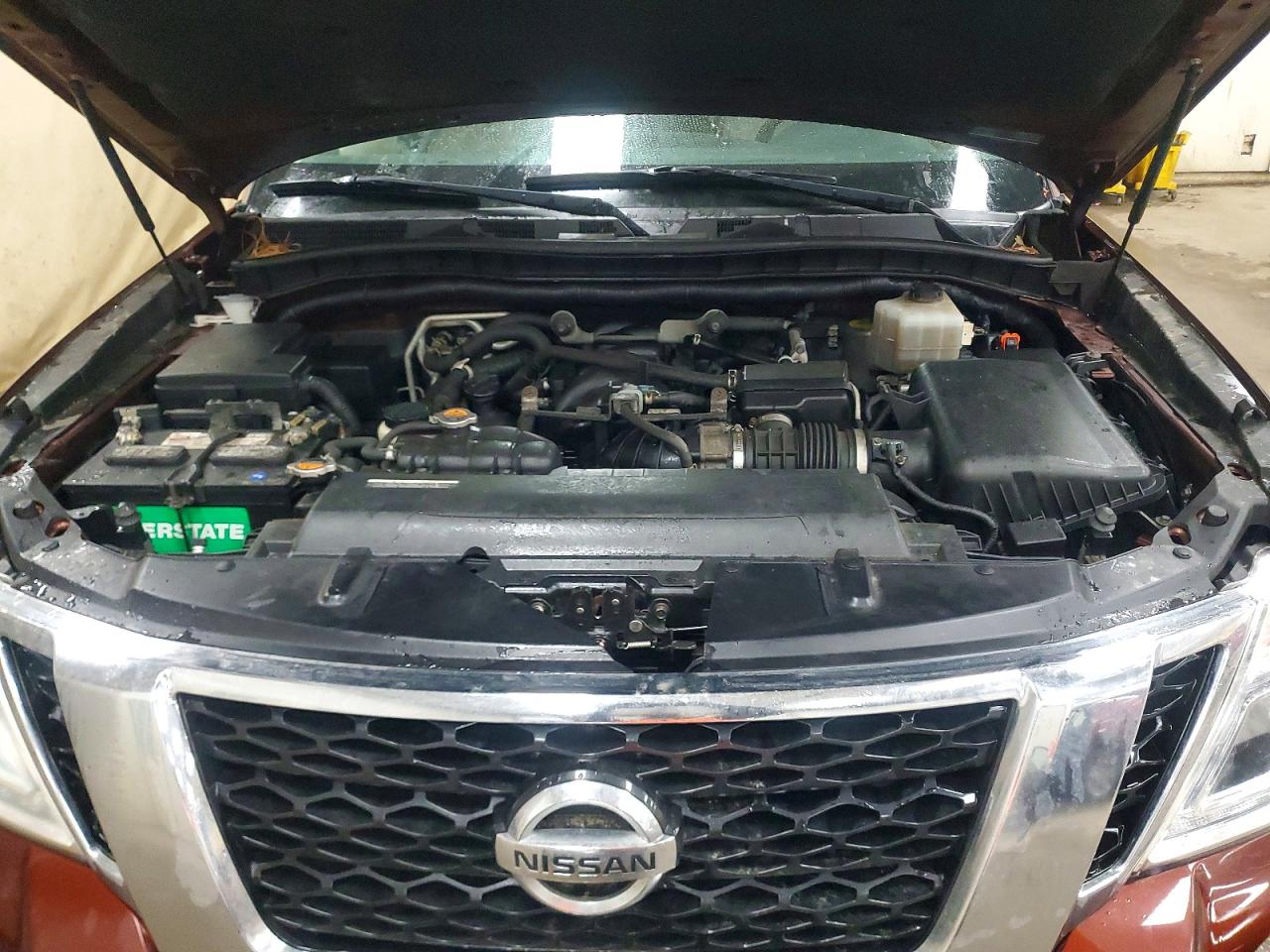 Nissan Armada Sv