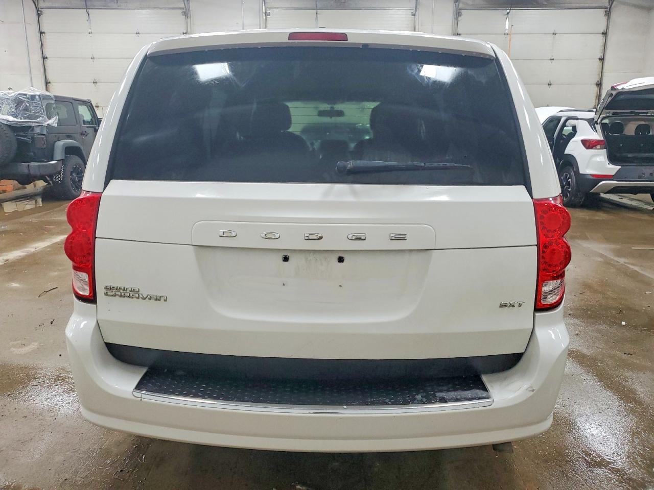 Dodge Caravan Sxt