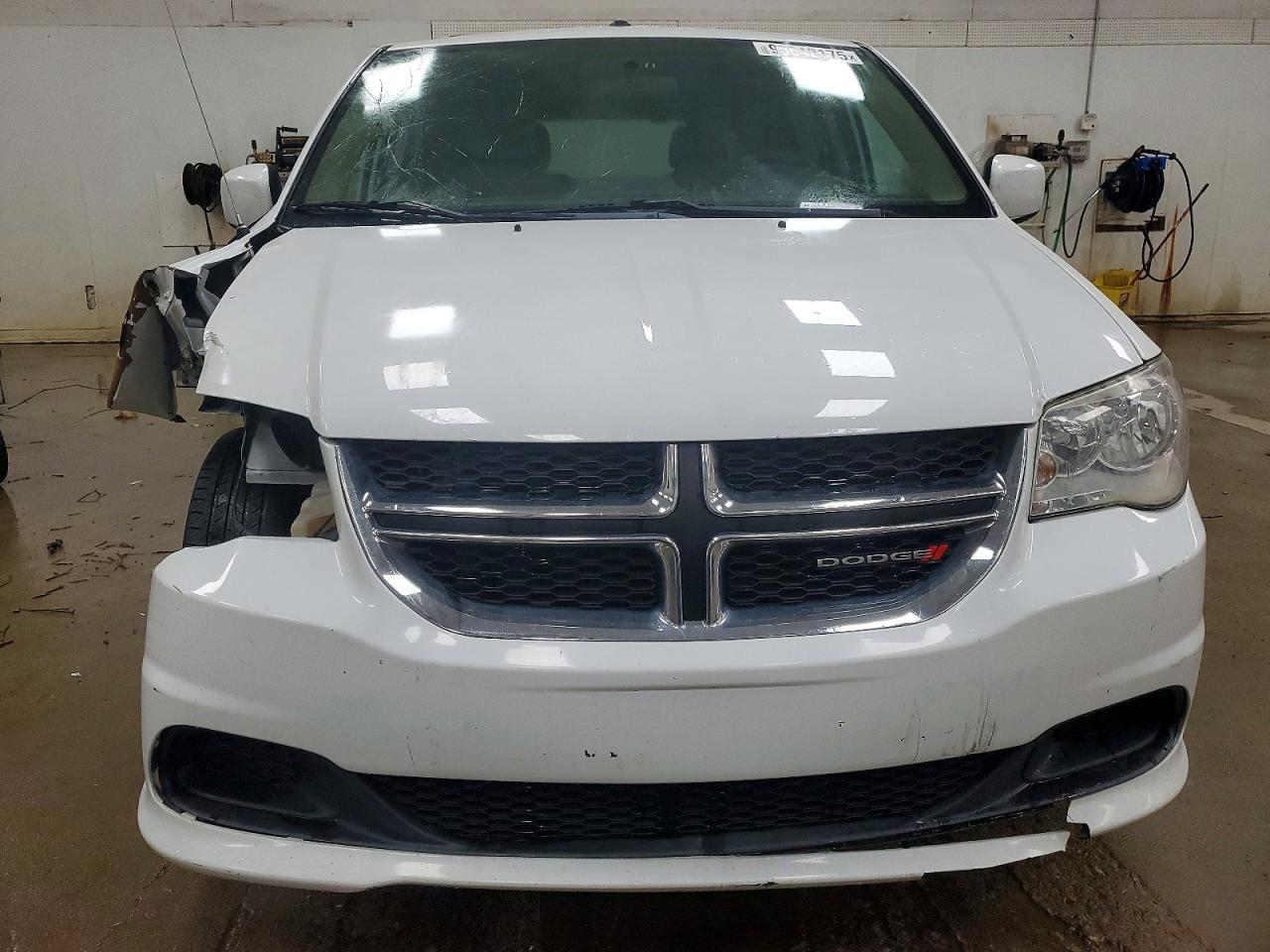 Dodge Caravan Sxt