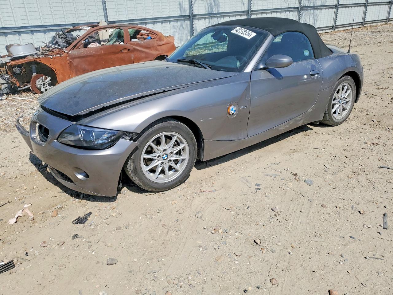 Salvage BMW Z Series Image