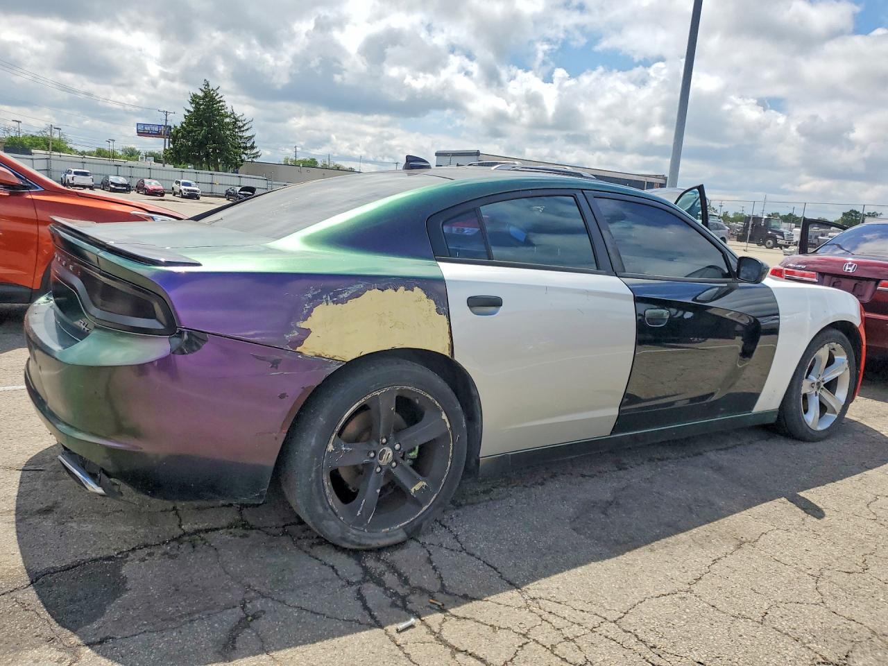 Dodge Charger R