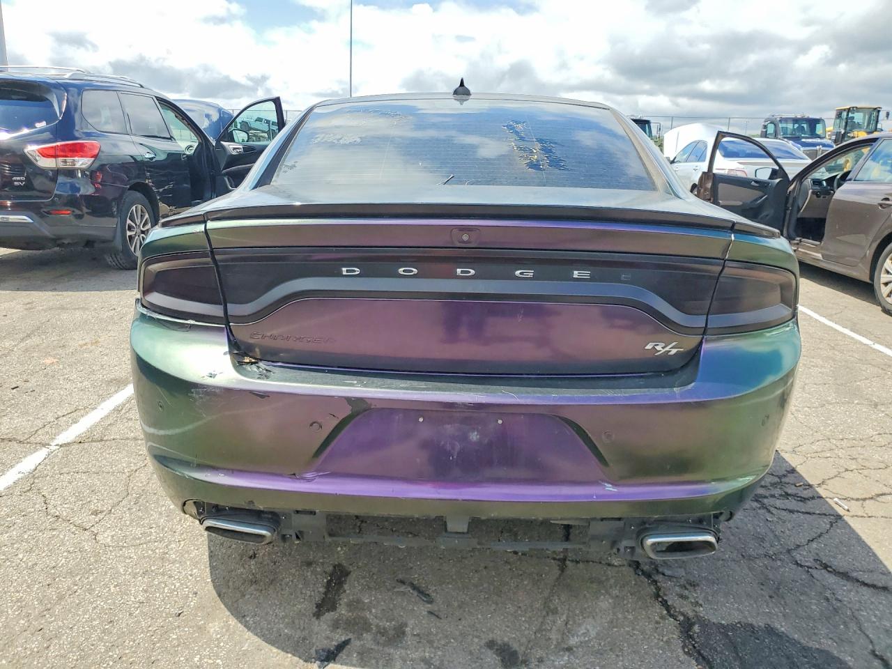 Dodge Charger R