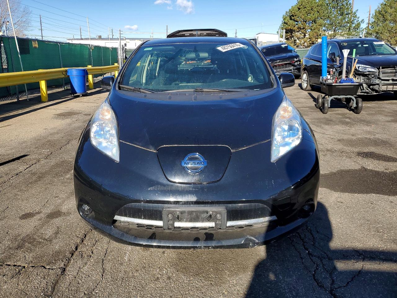 Nissan LEAF S