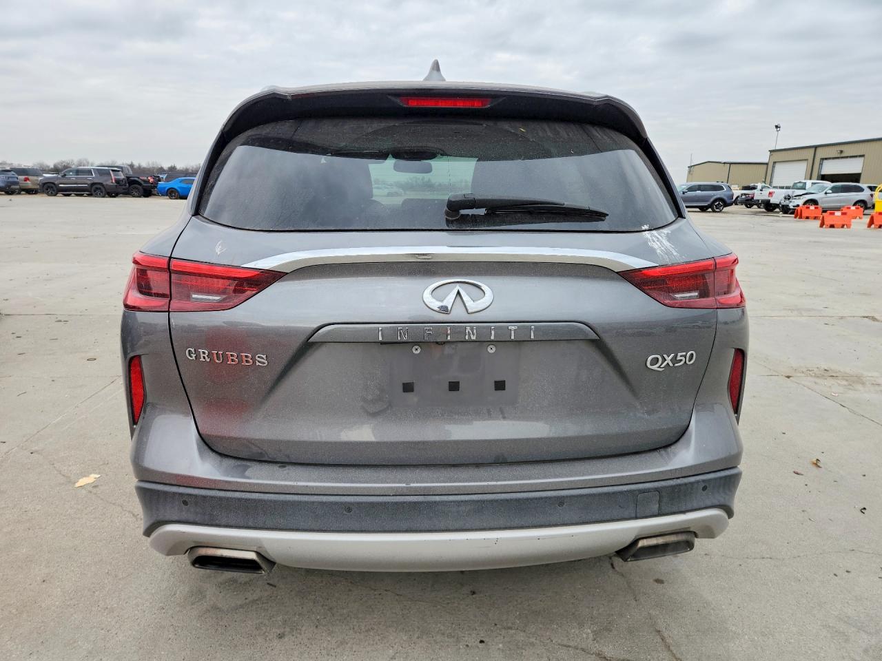 INFINITI Qx Essential