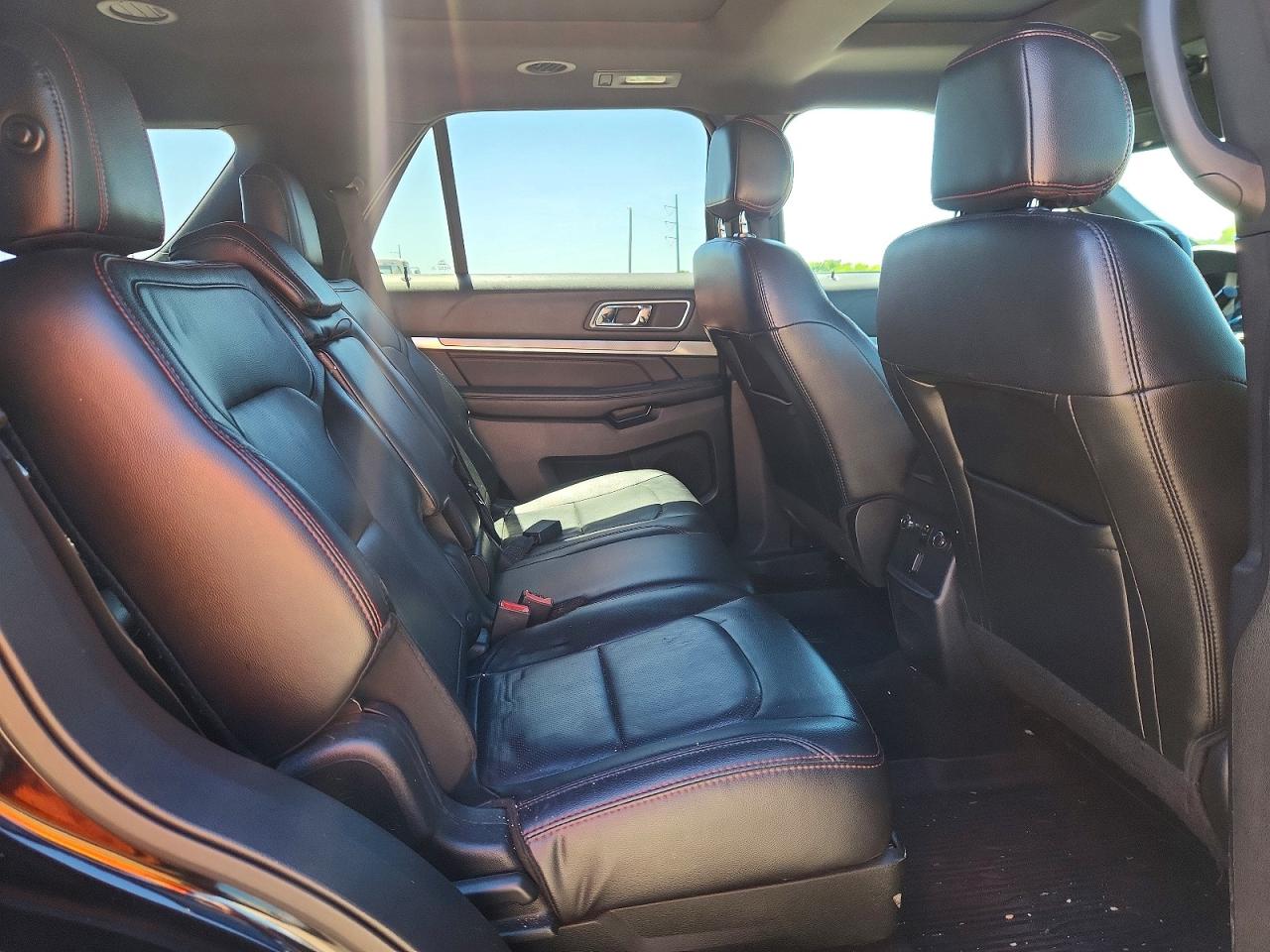 Ford Explorer Sport