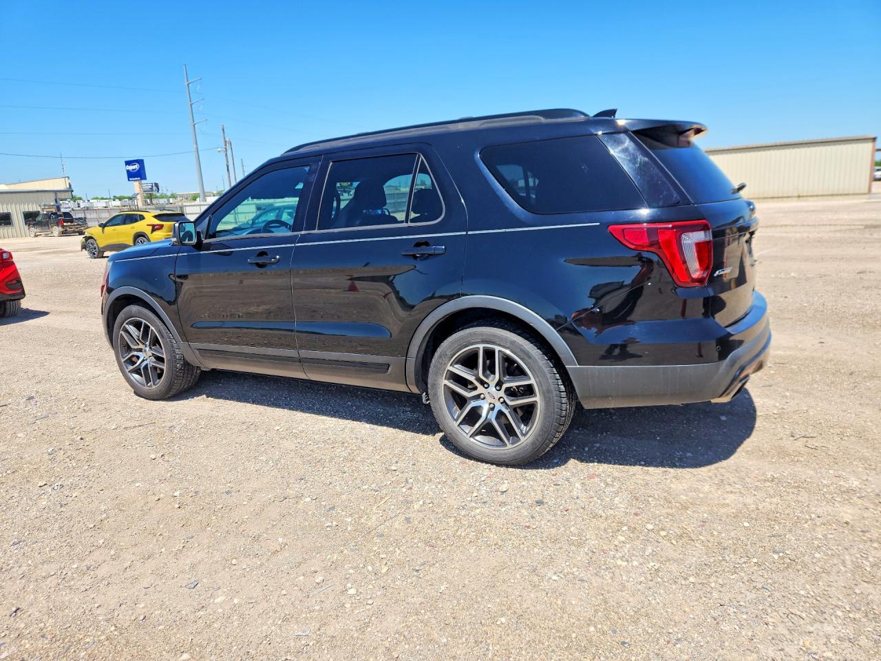 Ford Explorer Sport