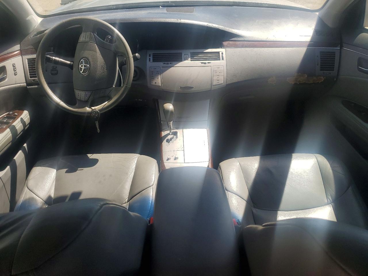 Toyota Avalon Xls