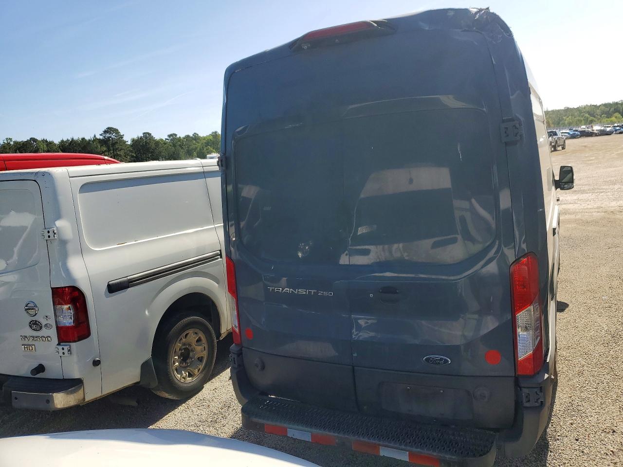 Ford Transit T-250