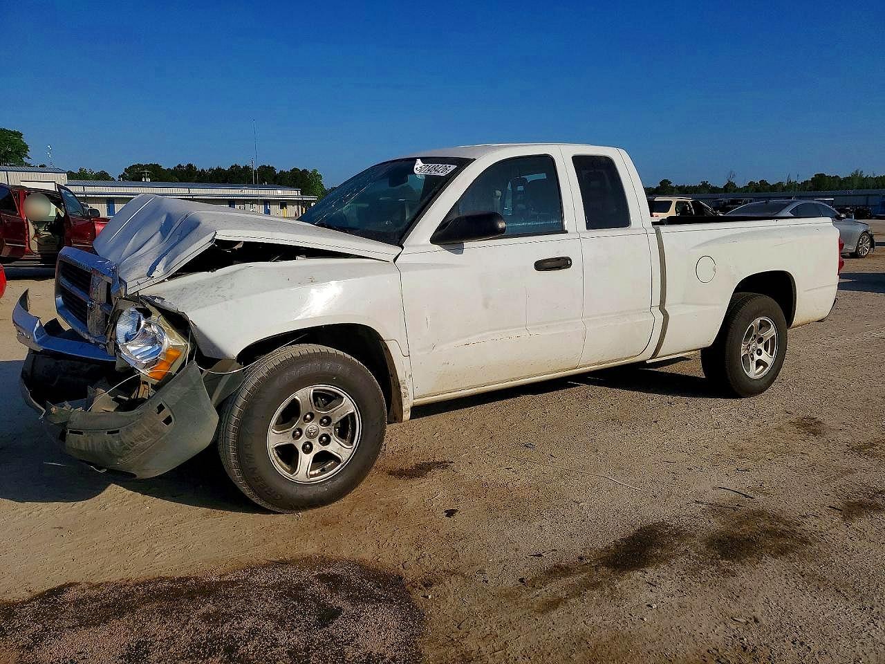 Salvage Dodge Dakota Slt Image