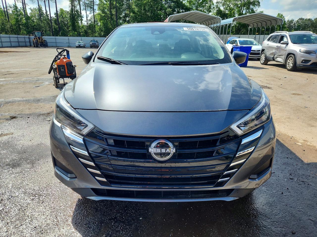 Nissan Versa S