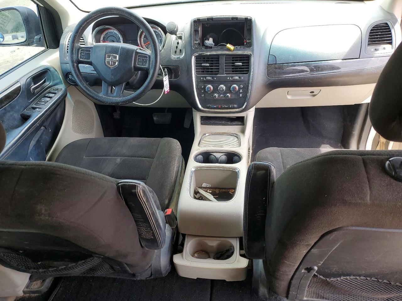 Dodge Caravan Sxt