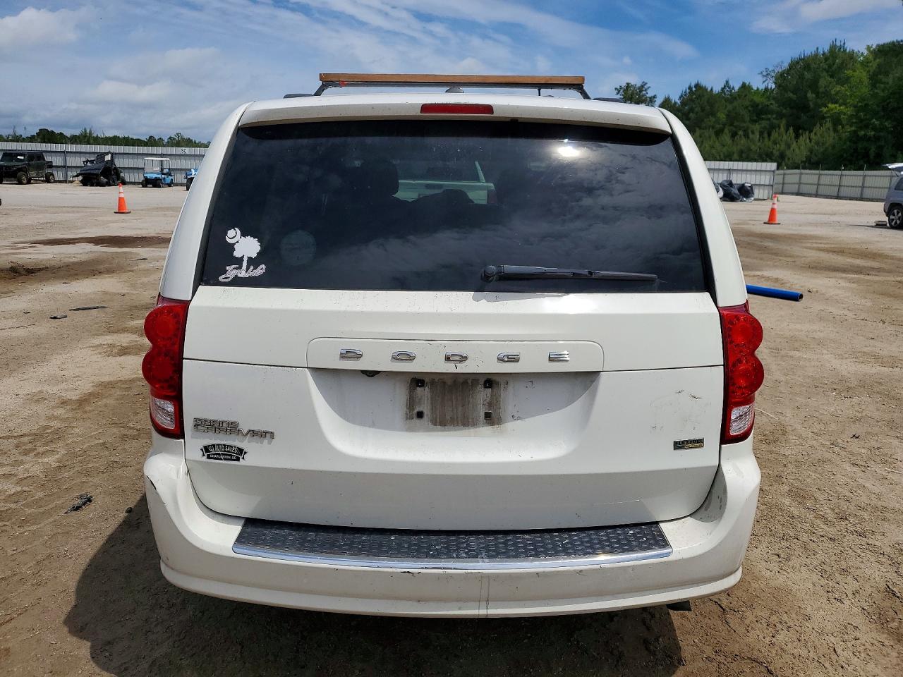Dodge Caravan Sxt