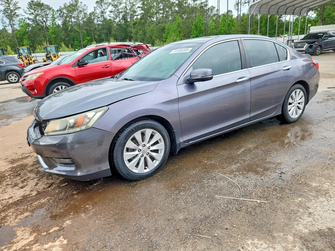 Salvage Honda Accord Image