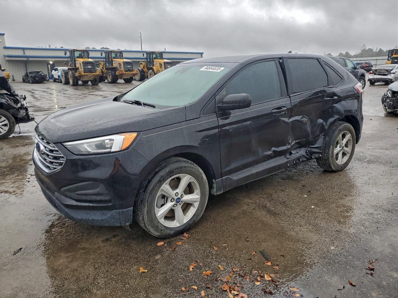 Salvage Ford Edge Image