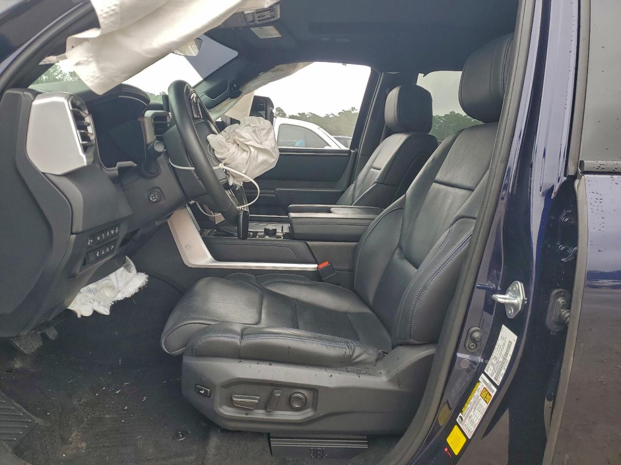 Toyota Tundra Crewmax Platinum