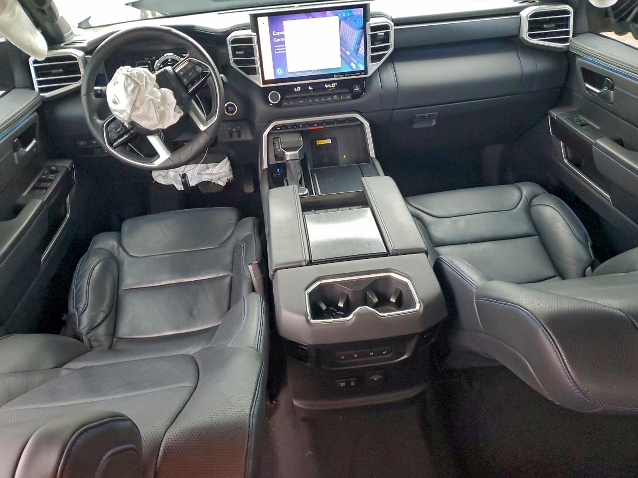 Toyota Tundra Crewmax Platinum
