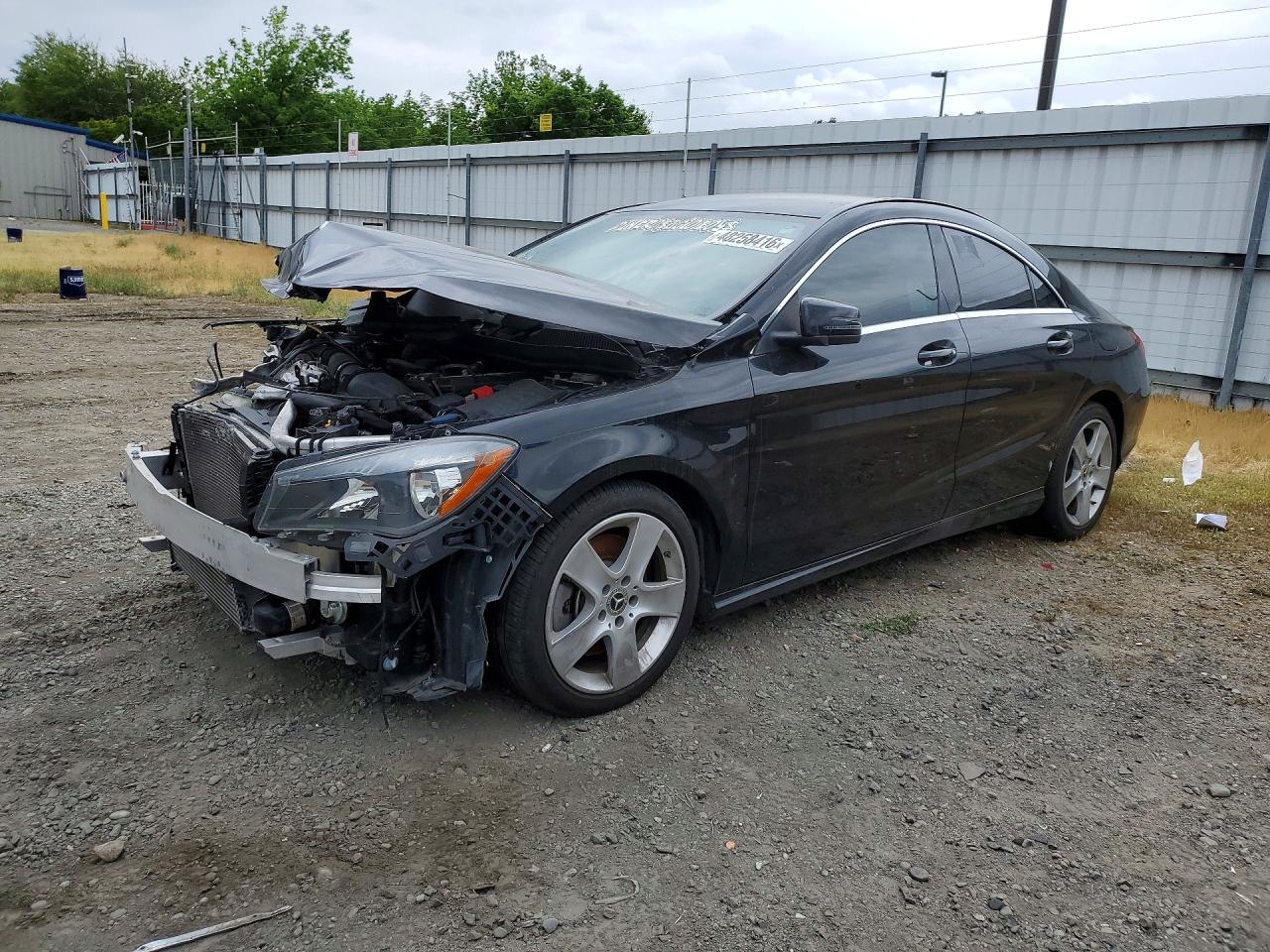 Salvage Mercedes-Benz Cla-class Image