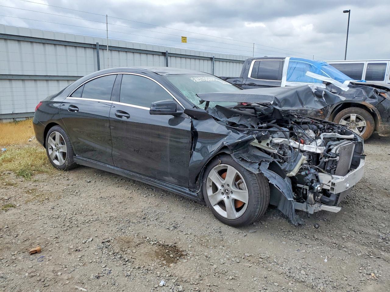 Mercedes-Benz Cla-class 250