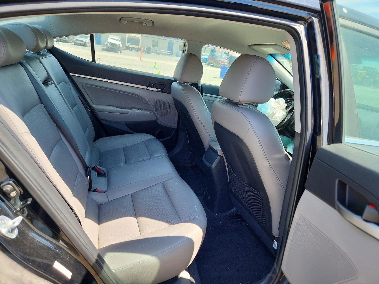 Hyundai ELANTRA Limited
