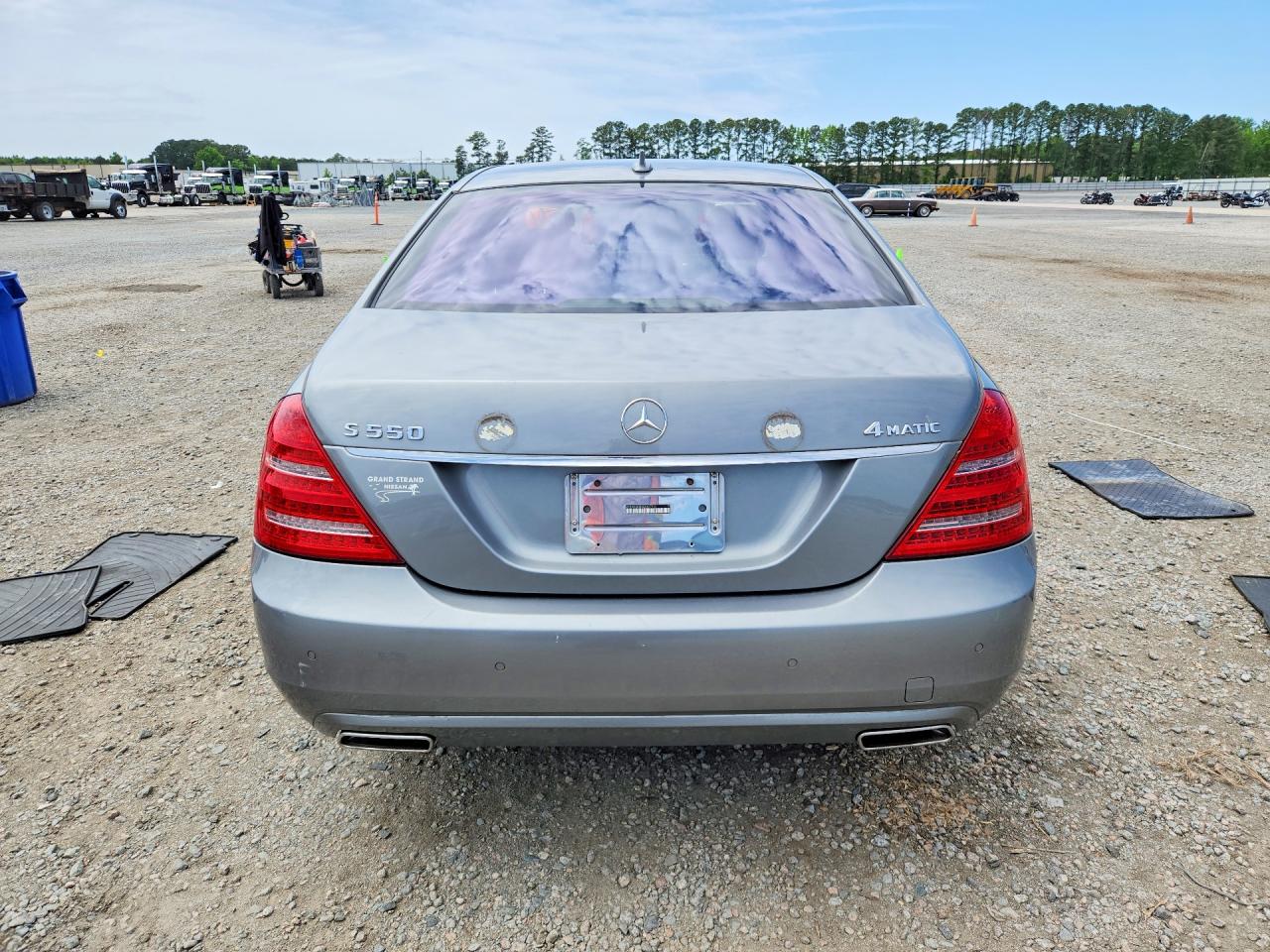 Mercedes-Benz S-Class 550 4matic