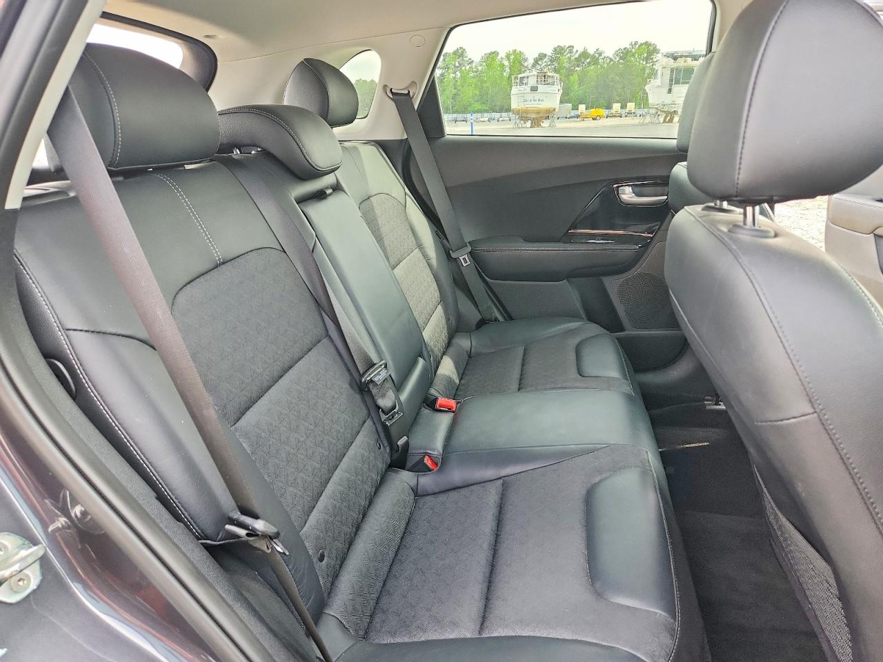 Kia Niro Ex