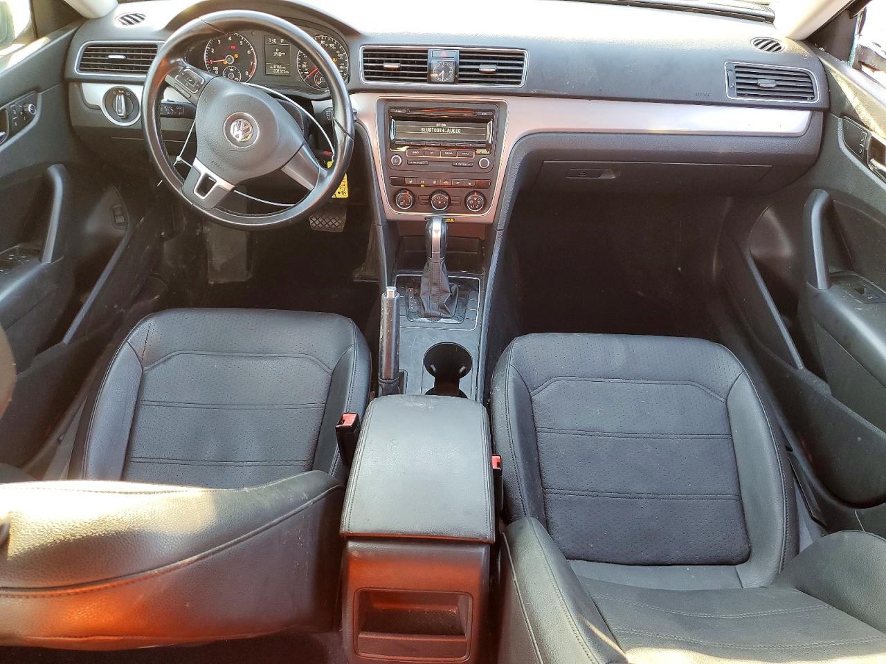 Volkswagen Passat S