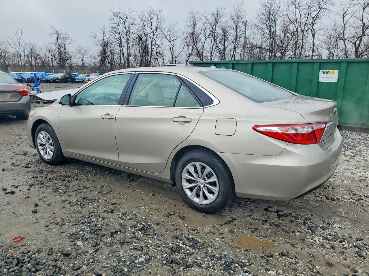 Toyota Camry Le