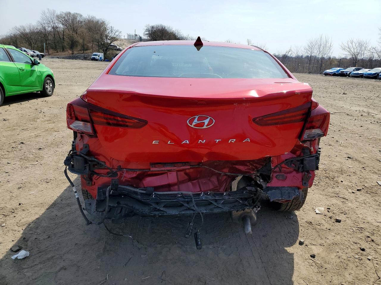 Hyundai ELANTRA Sel