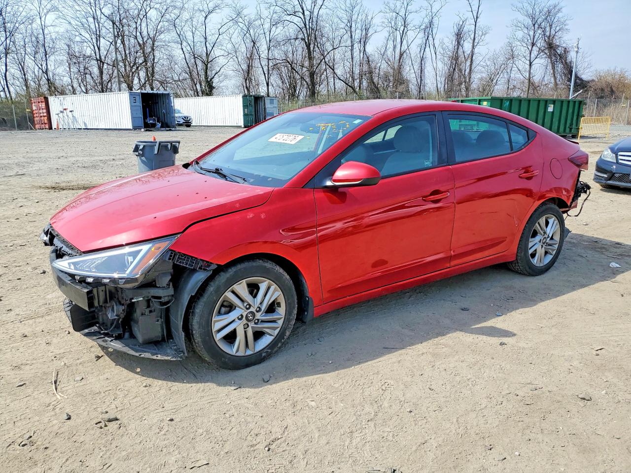 Salvage Hyundai ELANTRA Image