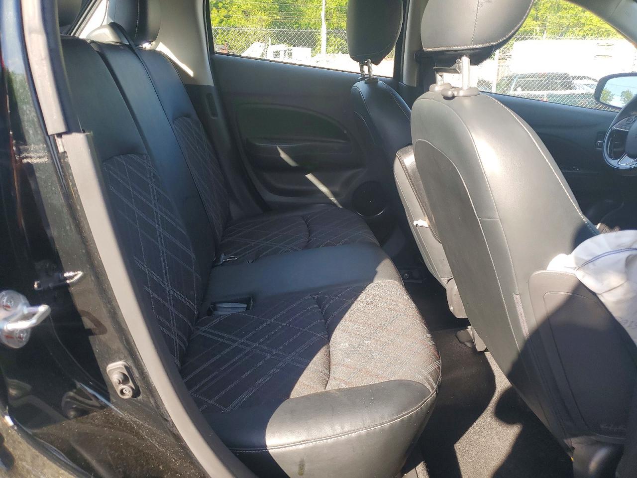 Mitsubishi Mirage Se