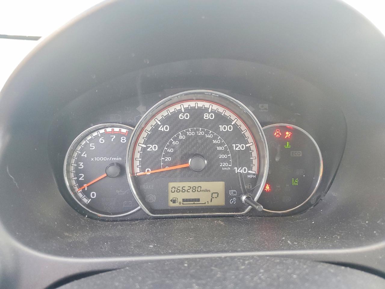 Mitsubishi Mirage Se