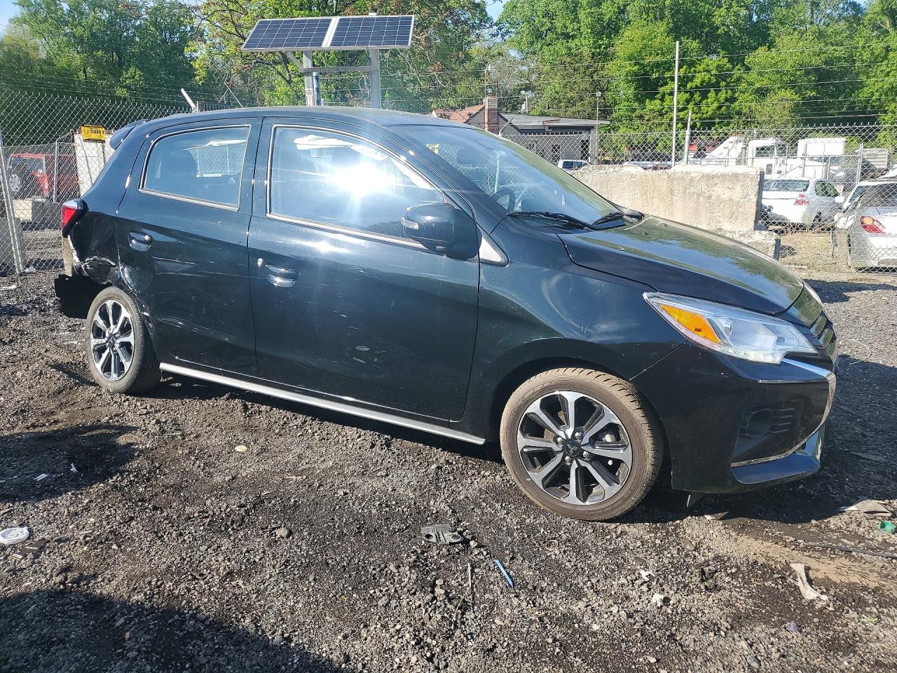 Mitsubishi Mirage Se