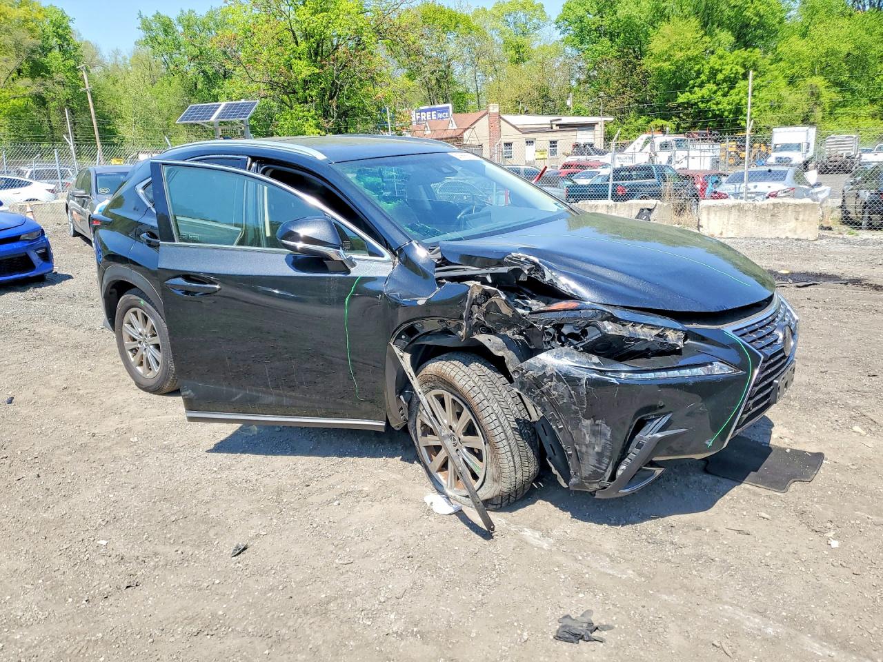 Lexus NX Base