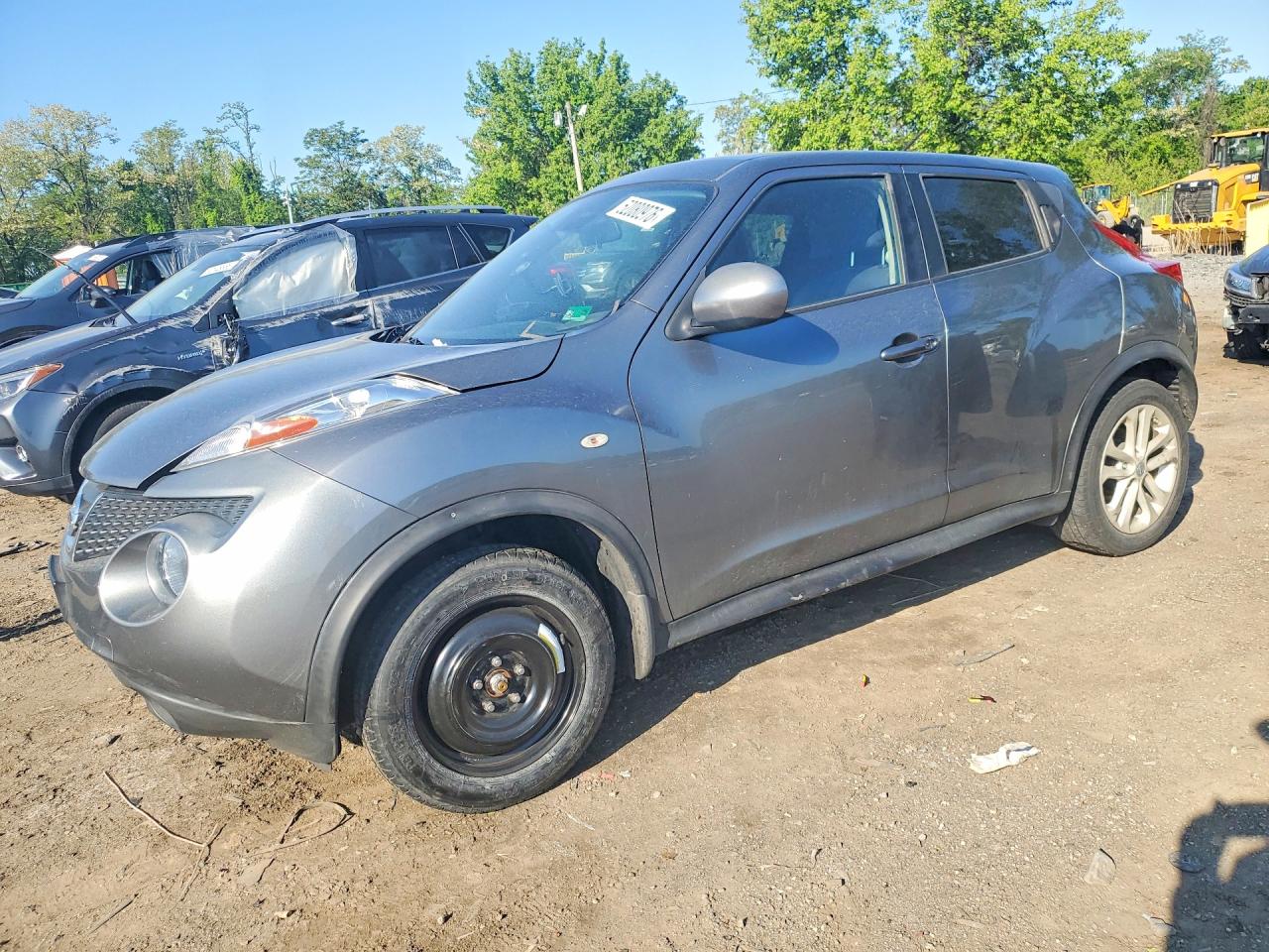 Salvage Nissan JUKE Image