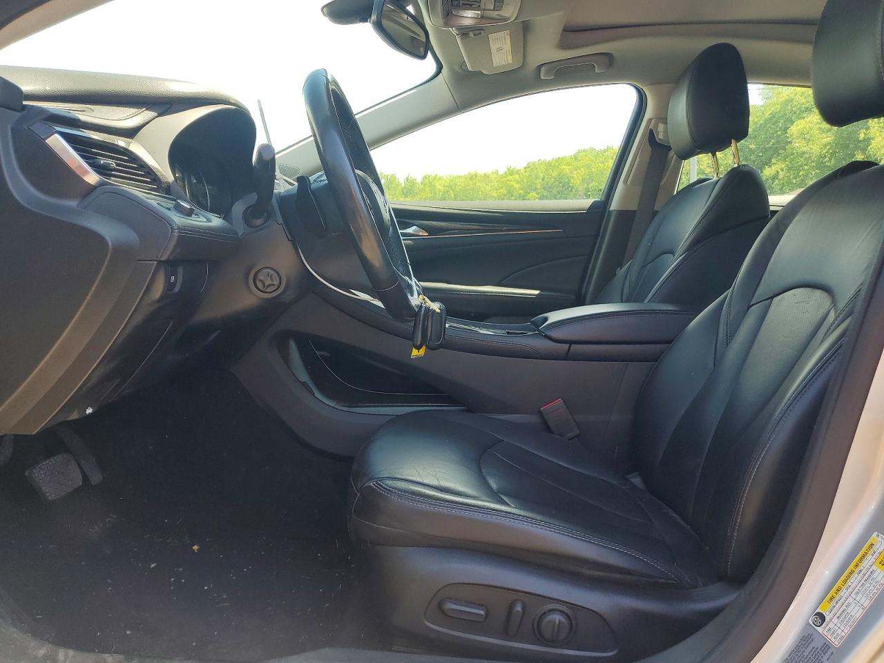 Buick LaCrosse Essence