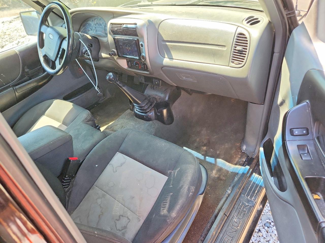 Ford Ranger Super Cab