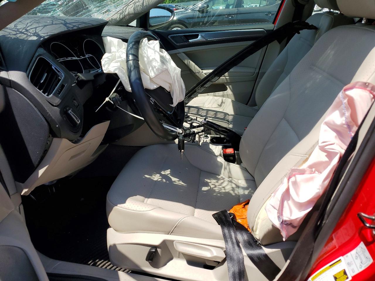 Volkswagen Golf S