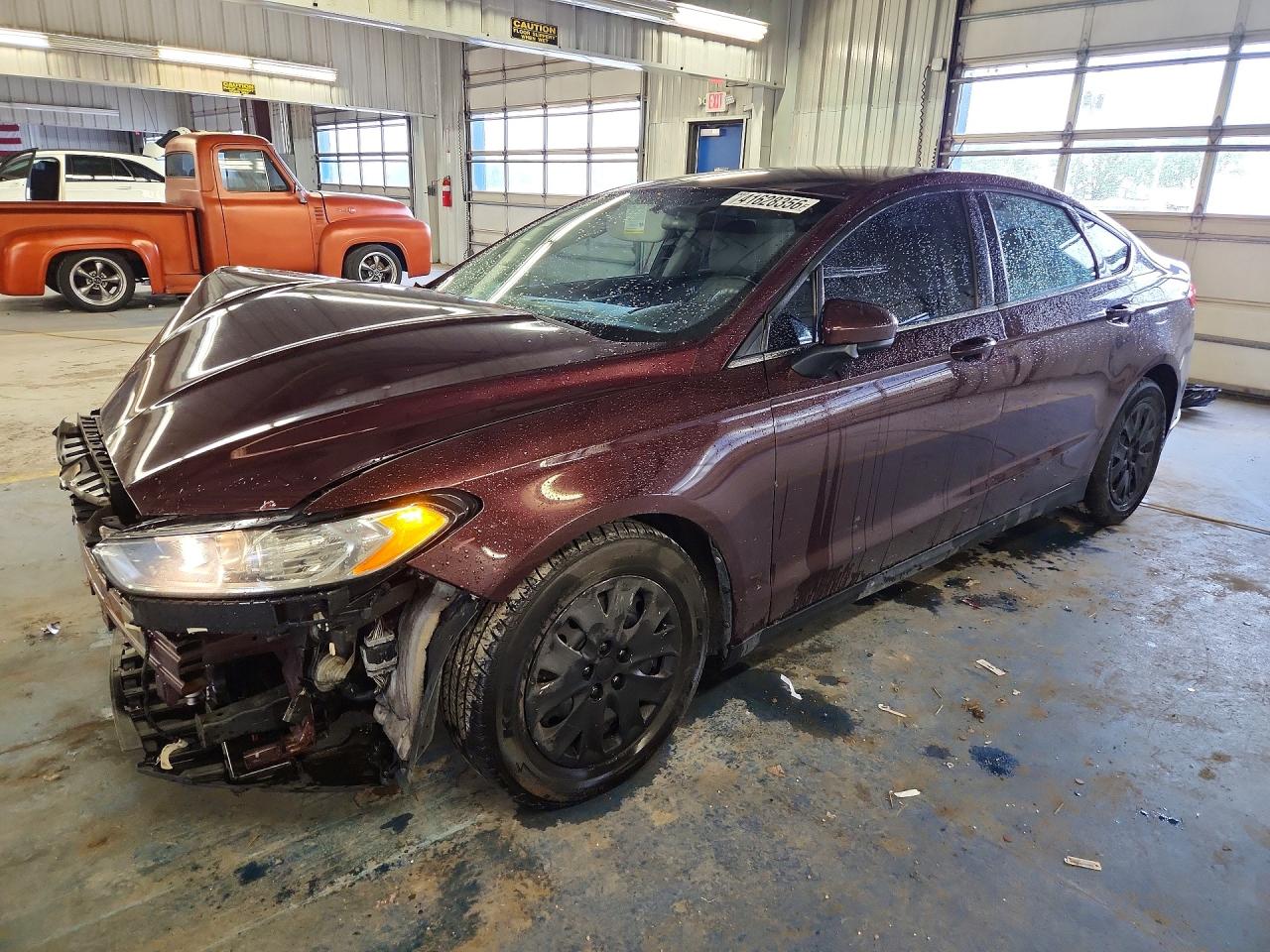 Salvage Ford Fusion Image
