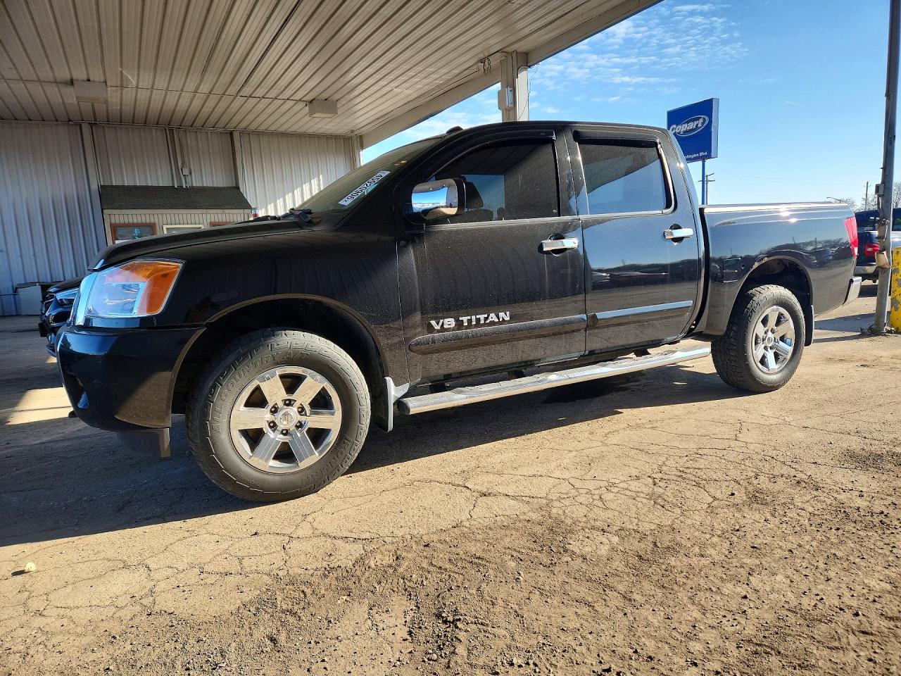 Salvage Nissan Titan Image