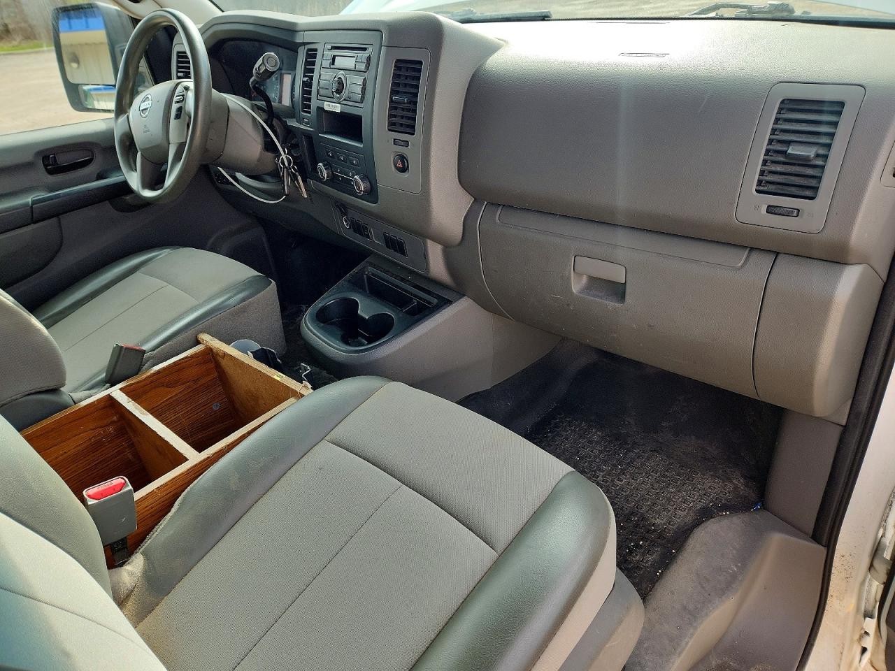 Nissan Nv 2500 Hd S