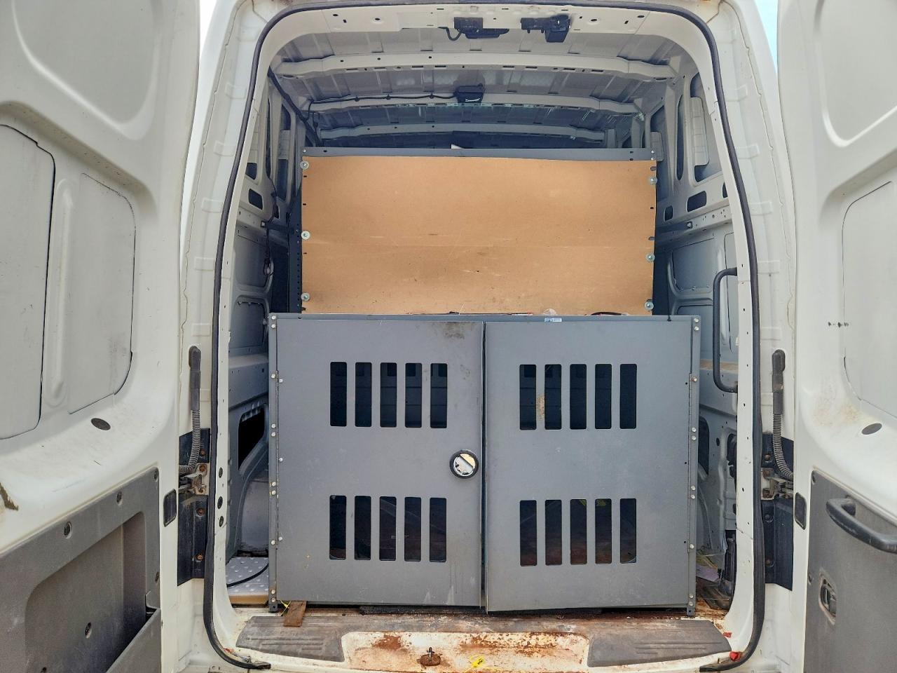 Nissan Nv 2500 Hd S