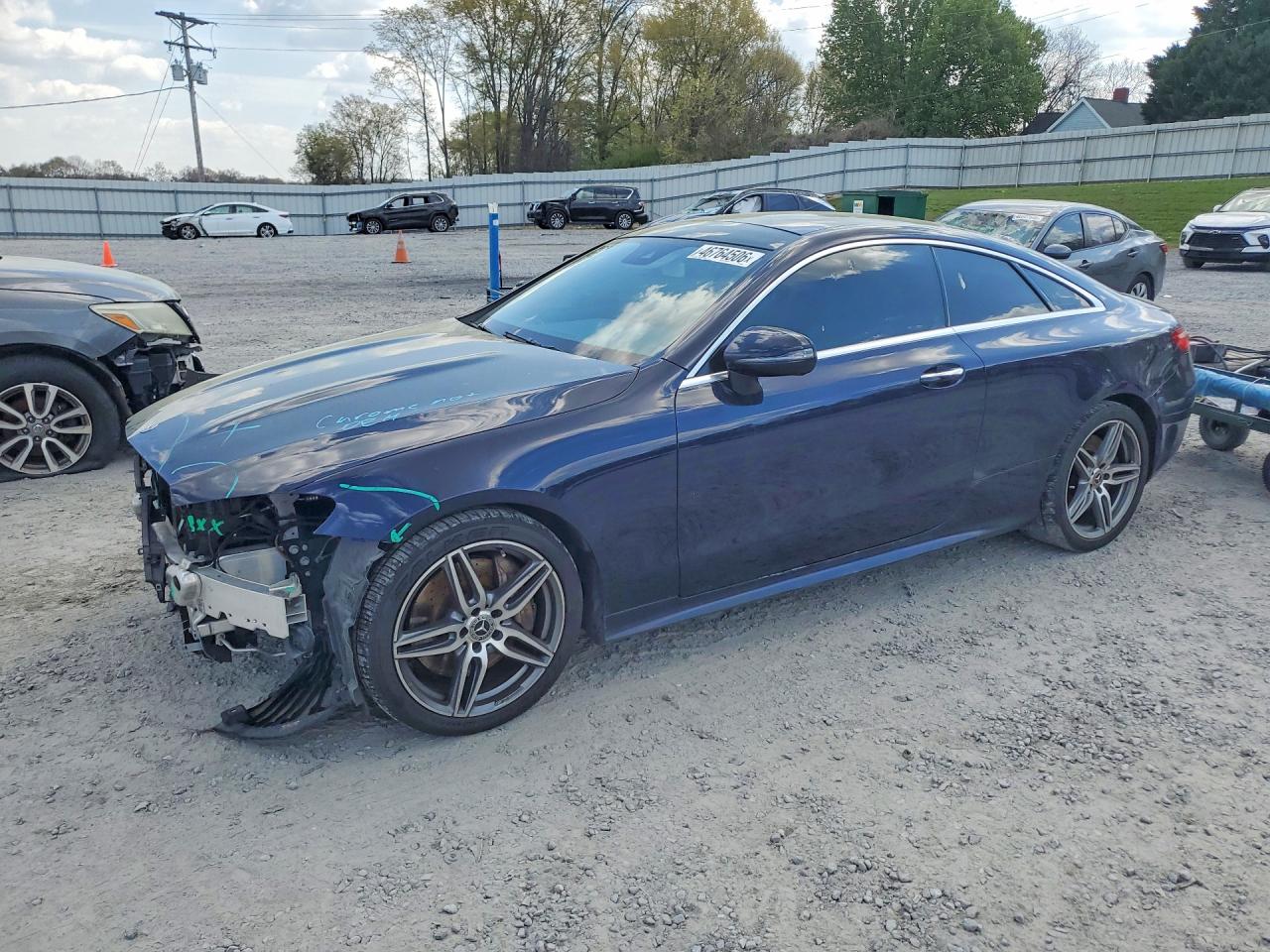 Salvage Mercedes-Benz E-Class Image