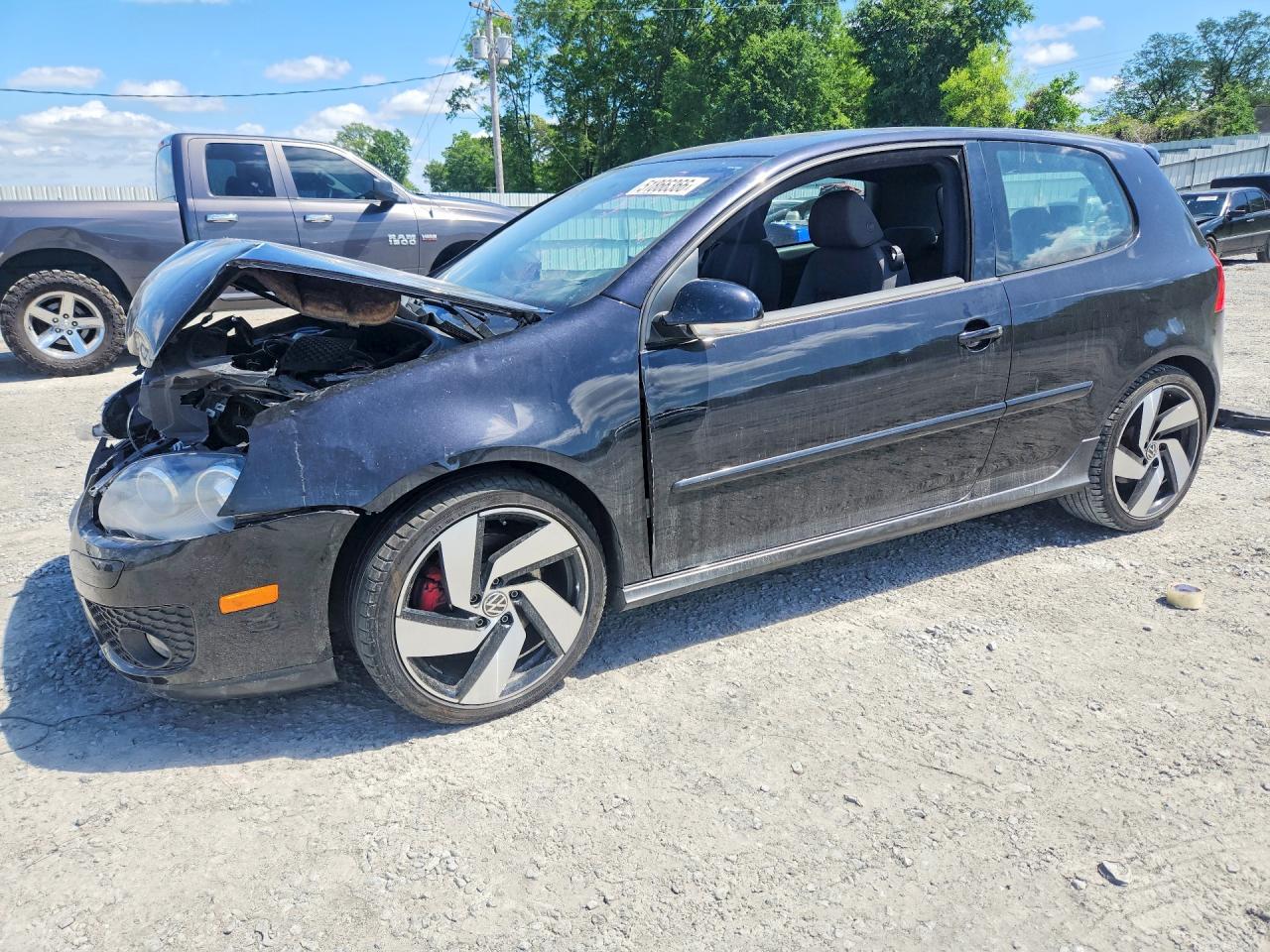Salvage Volkswagen GTI Image